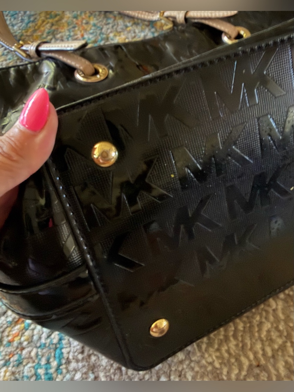 Michael Kors Jet Set Signature Patent Leather Tote - Picture 2 of 8